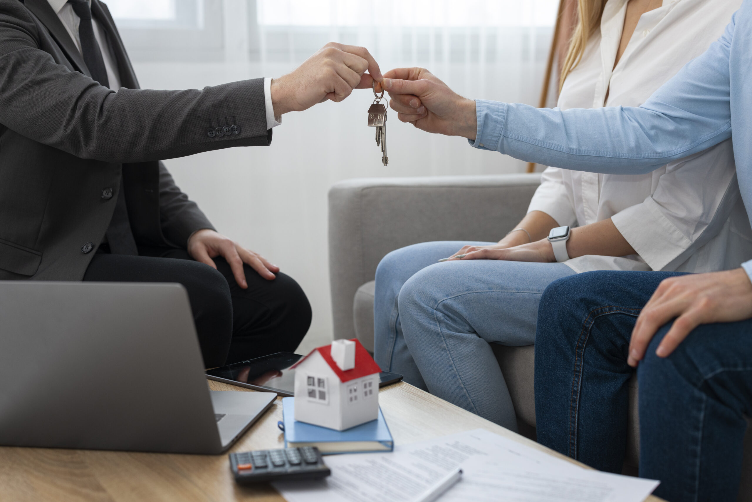 É possível vender um imóvel antes de terminar o inventário? Entenda as regras